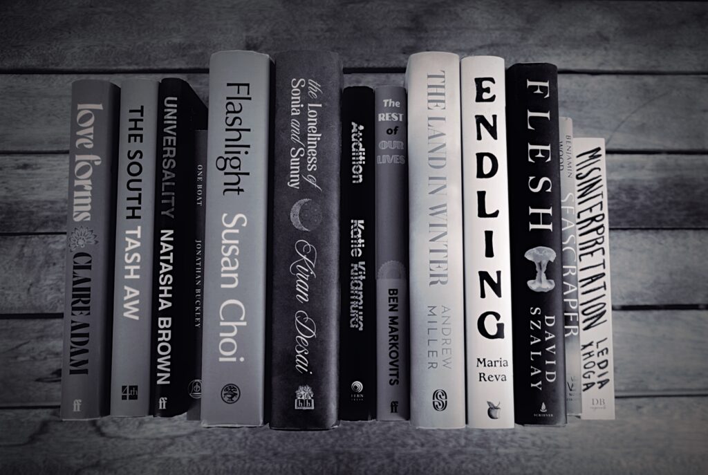 Longlist für den Booker Prize 2025 mit 13 Büchern